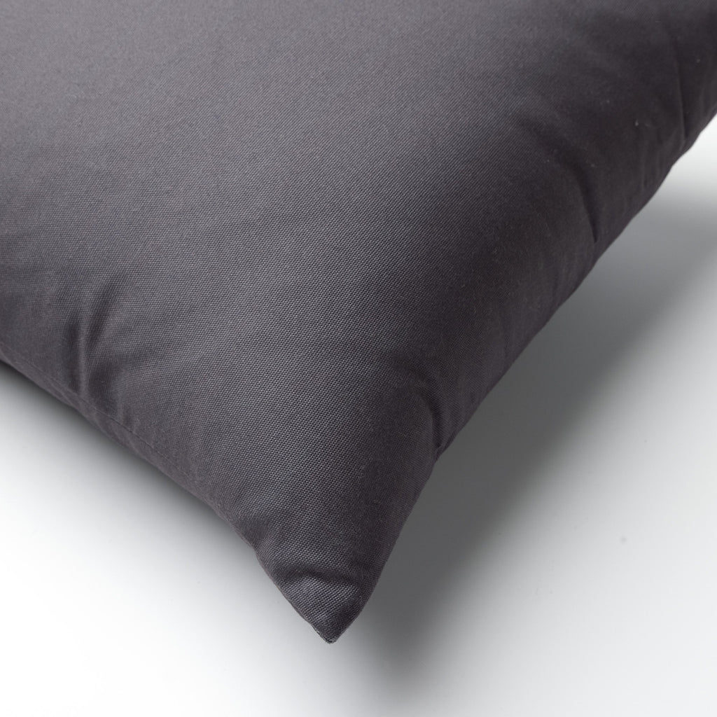 Dutch Decor Santorini - Buitenkussen 40x60 cm - waterafstotende en UV -resistent - Charcoal Gray - Anthracit