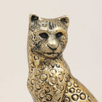 Handgemaakte gouden cheetah-sculptuur – aluminium kunst