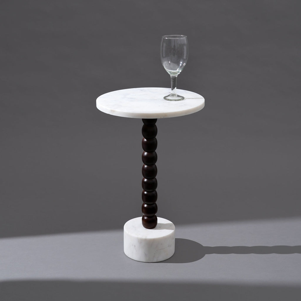 Marmeren houten drinktafel - natuurlijk hout - kralenontwerp
