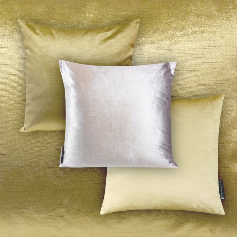 030 Kussen SV Light Gold 45x45