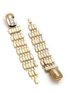 Eigentijdse witte oorbellen – mode-sieraden voor dames – vergulde afwerking – winkelvoorraad