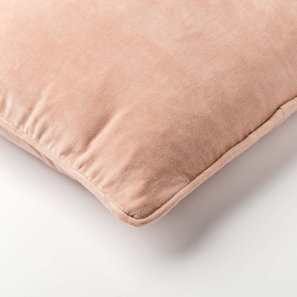 Nederlands decor Carina - Kussen 45x45 cm - Misty Rose - Pink