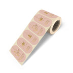 Kerst ovaaltjes - Cadeaustickers op rol - 500 stuks