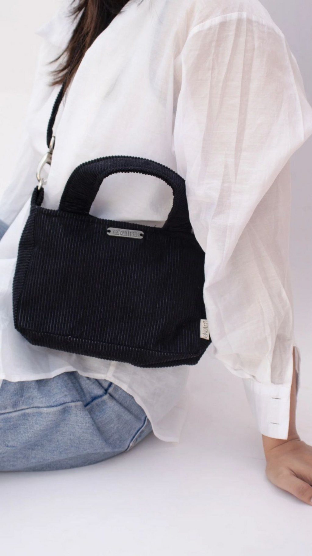 Handgeverfde corduroy draagtas met afneembare riem - Mini
