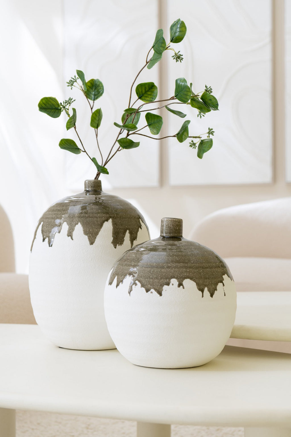 J-Line vaas Olea Fles - olijfgroen/wit - small - Ø 21.5 cm