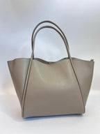 Leyla BAG