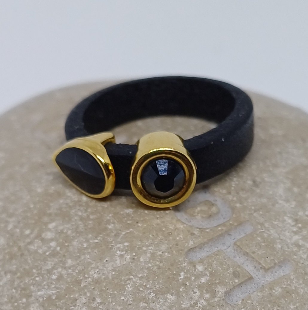 Fancy leren ringen Swarovski & emaille (set van 12 stuks)