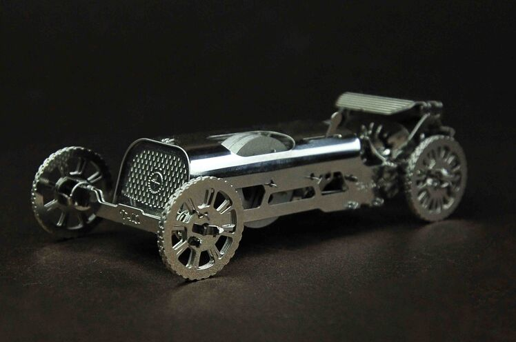 Bouwpakket Tiny Sports Car van metaal- Mechanisch