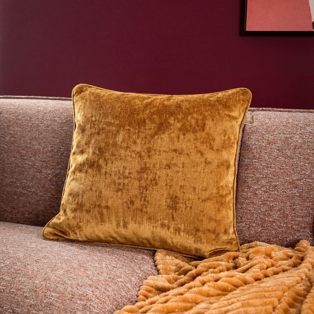 Dutch Decor Lewy - Kussen 45x45 cm - Chai Tea - Geel