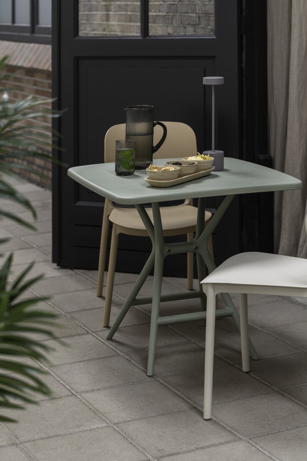 Eettafel Mirth