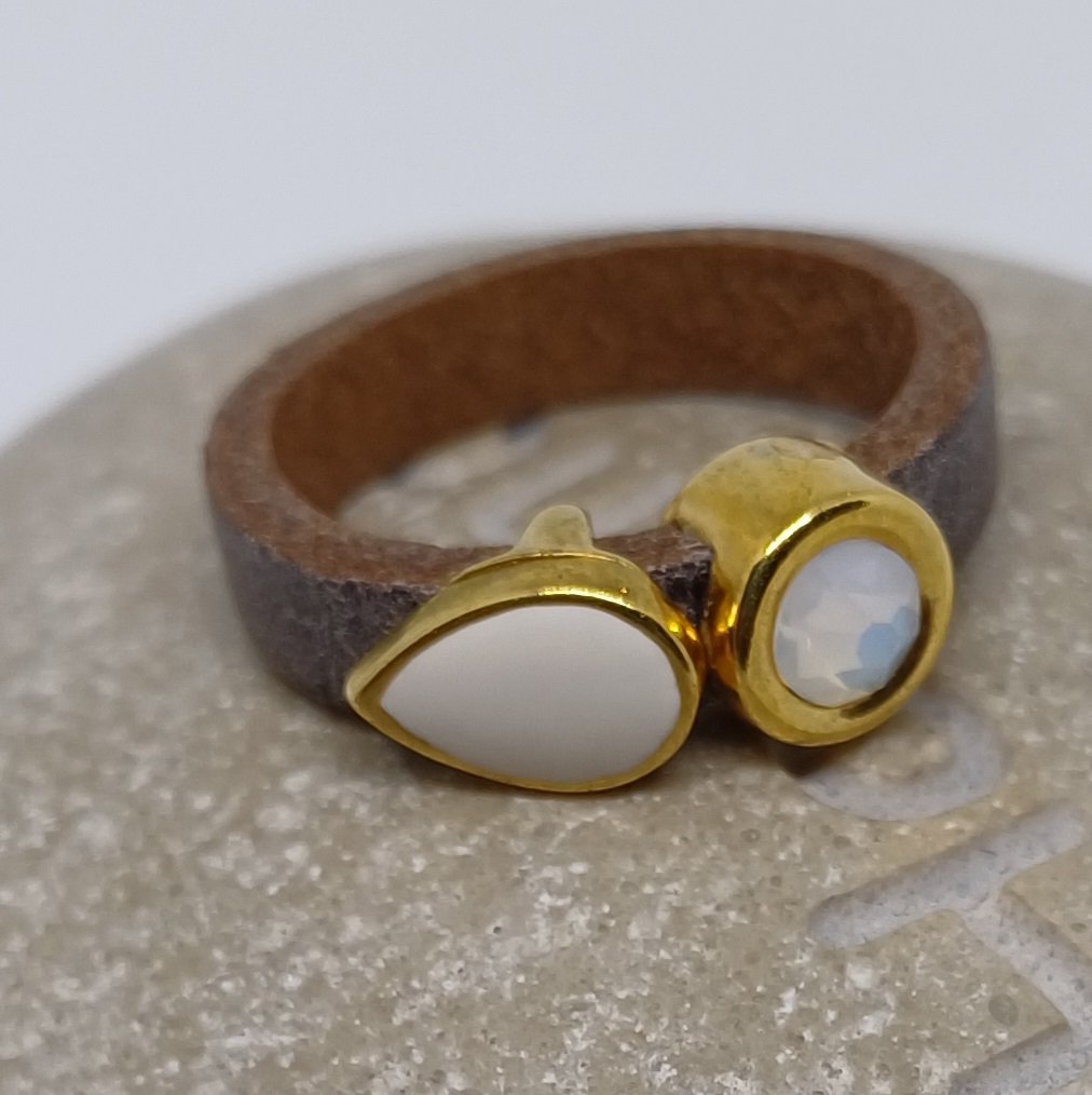 Fancy leren ringen Swarovski & emaille (set van 12 stuks)