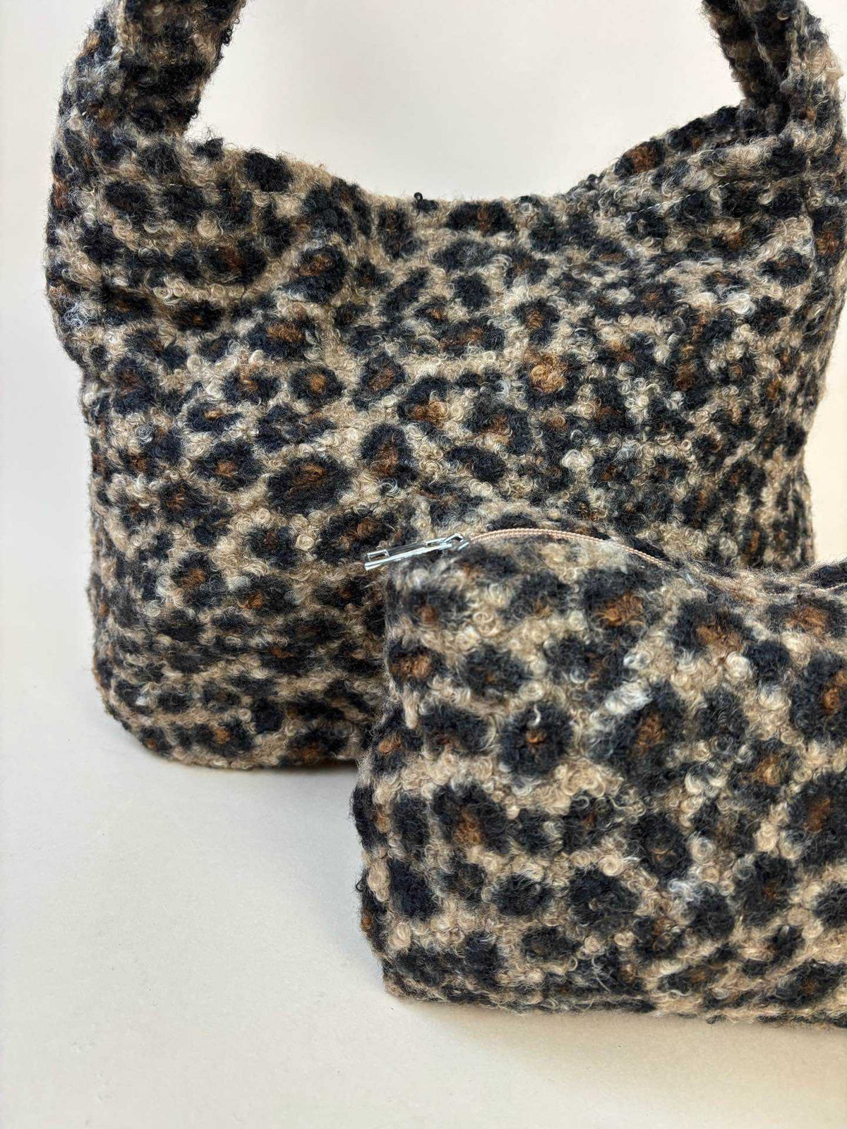 Tess BAG