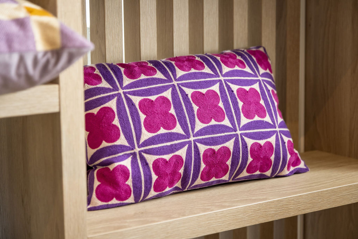 Nederlandse decor klaver - kussen 30x50 cm - diepe lavendel - paars