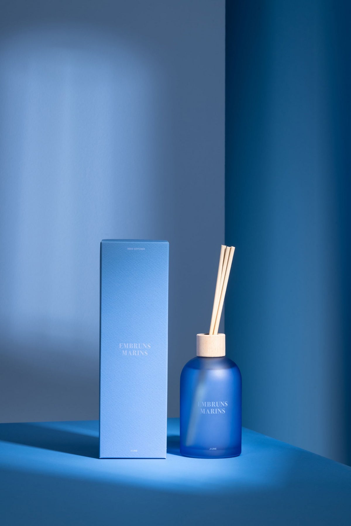 J -linie Geurolia Essentiële overeenkomsten - Sailor Spray - Blauw - 250 ml