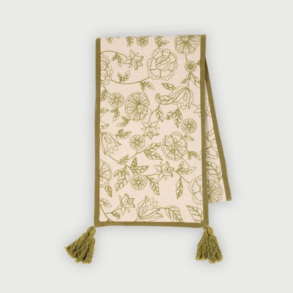 Tafelloper | Rosabelle Chintz Olive tafelloper van Sanctuary Living