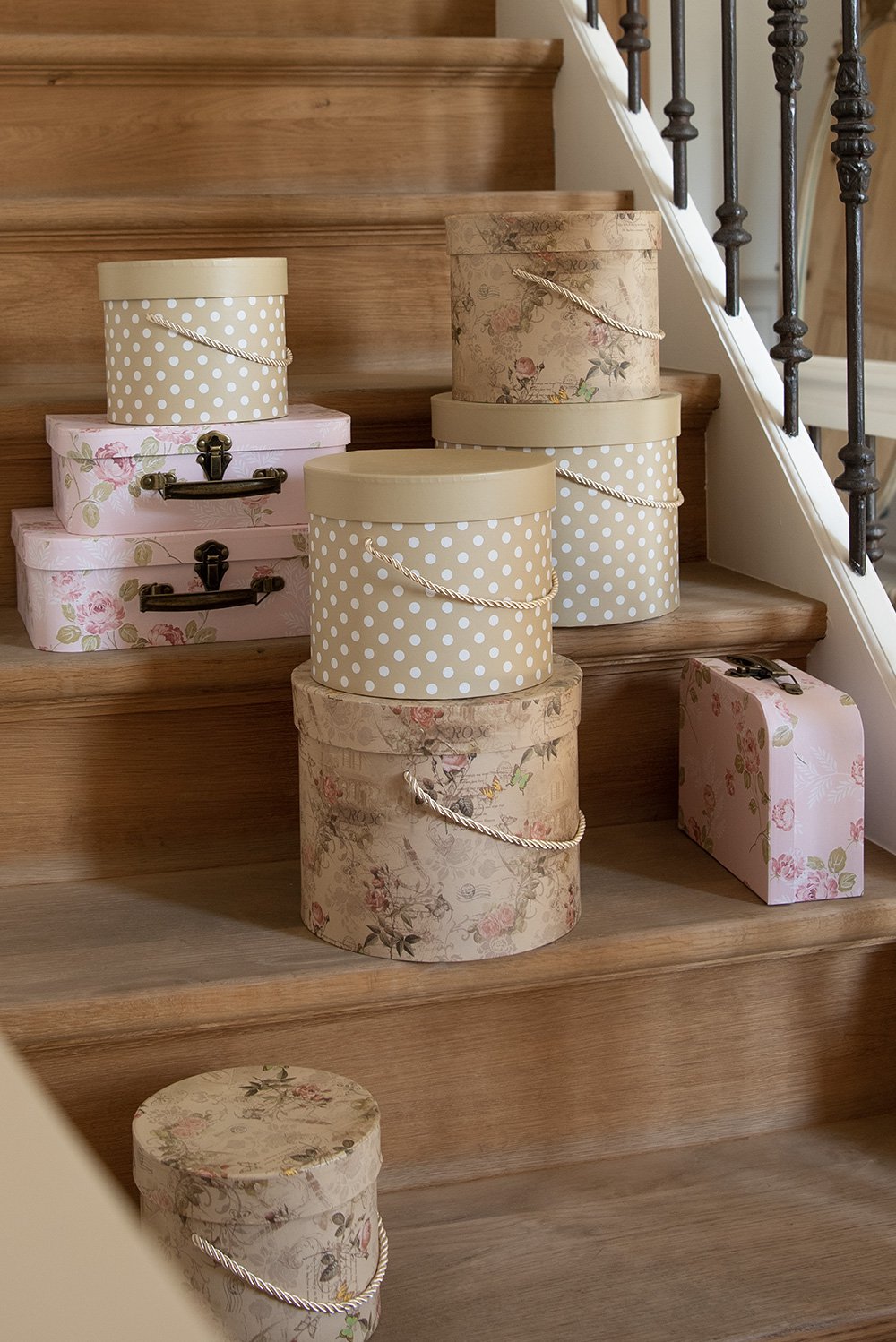 Decoratie Koffer Set van 3 30x21x9/25x18x9/20x16x8 cm Roze Karton Bloemen Opbergkoffer
