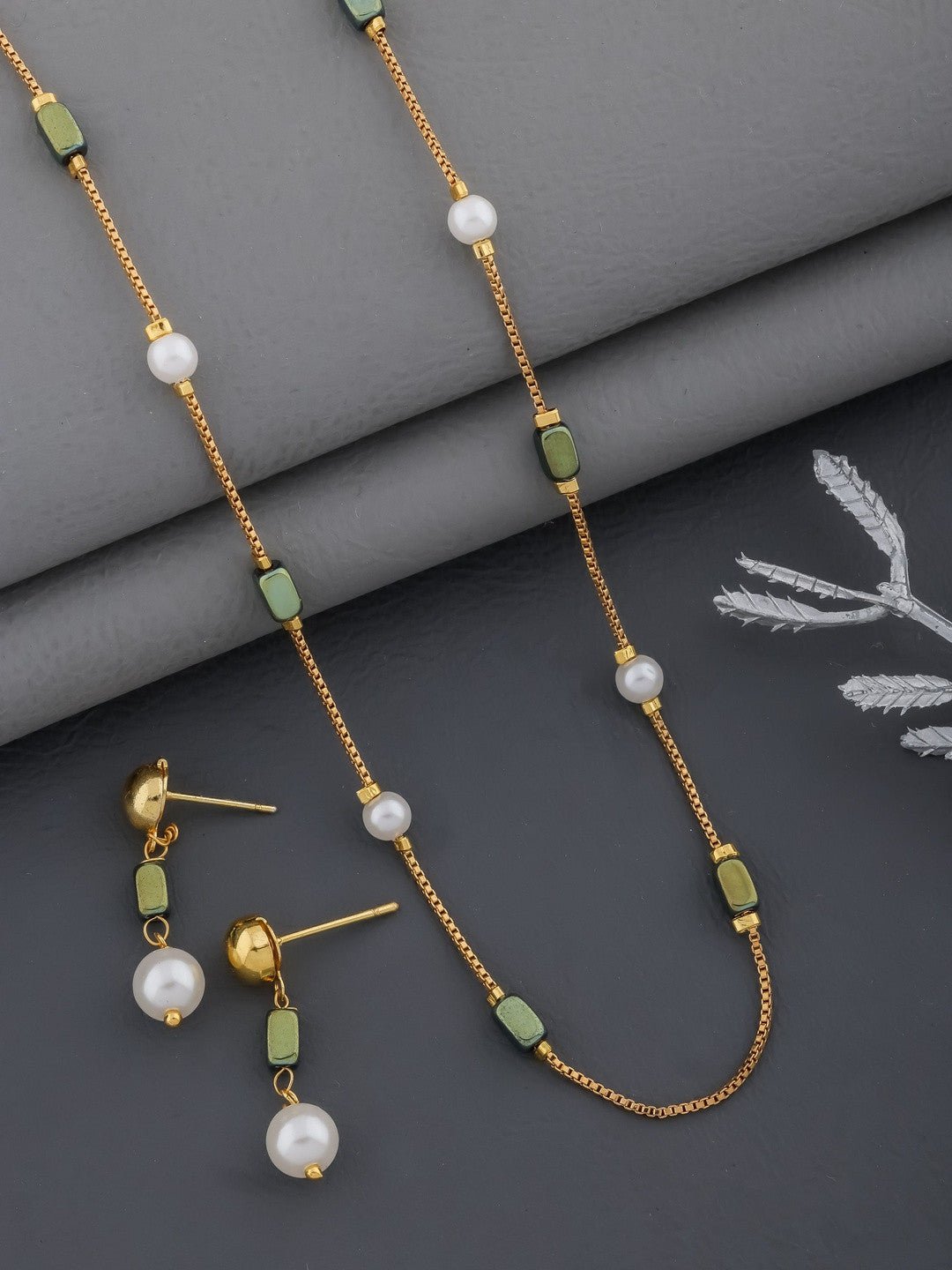 Messing vergulde ketting – schakelketting – met kristallen verfraaid messing