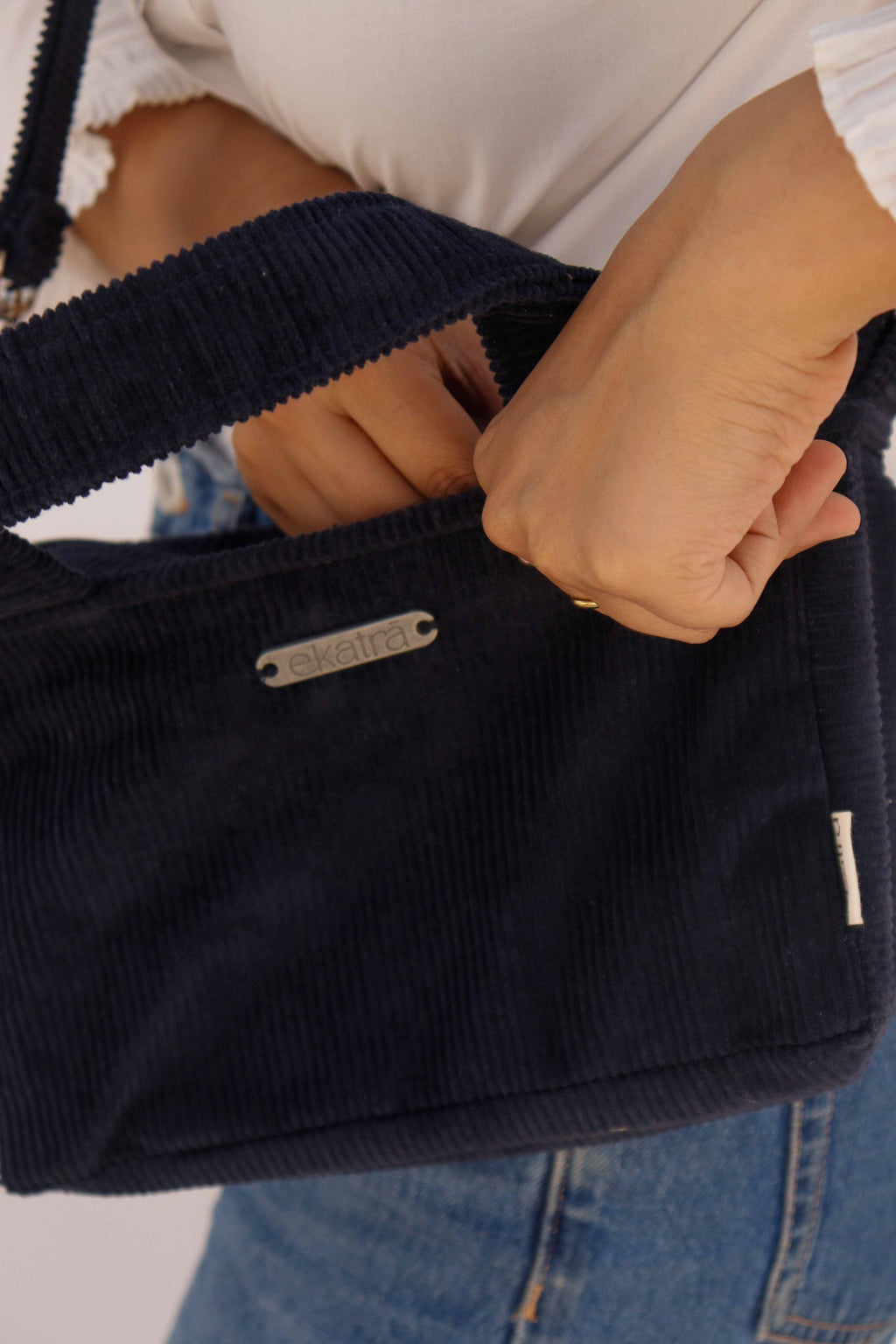 Handgeverfde corduroy draagtas met afneembare riem - Mini