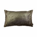 Overal in folie taupe champagne kussen 30x50 cm