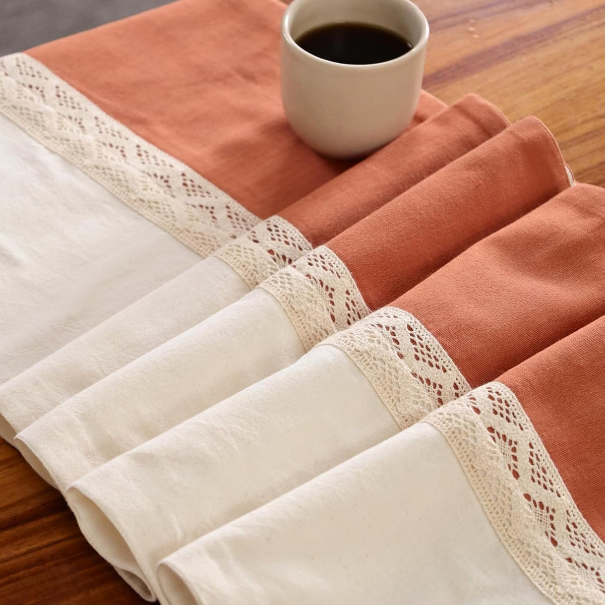 Ambachtelijk gehaakt tafellinnen – textiel voor eetkamer en console – constructie van 100% katoen – eenheid van 14x60 inch