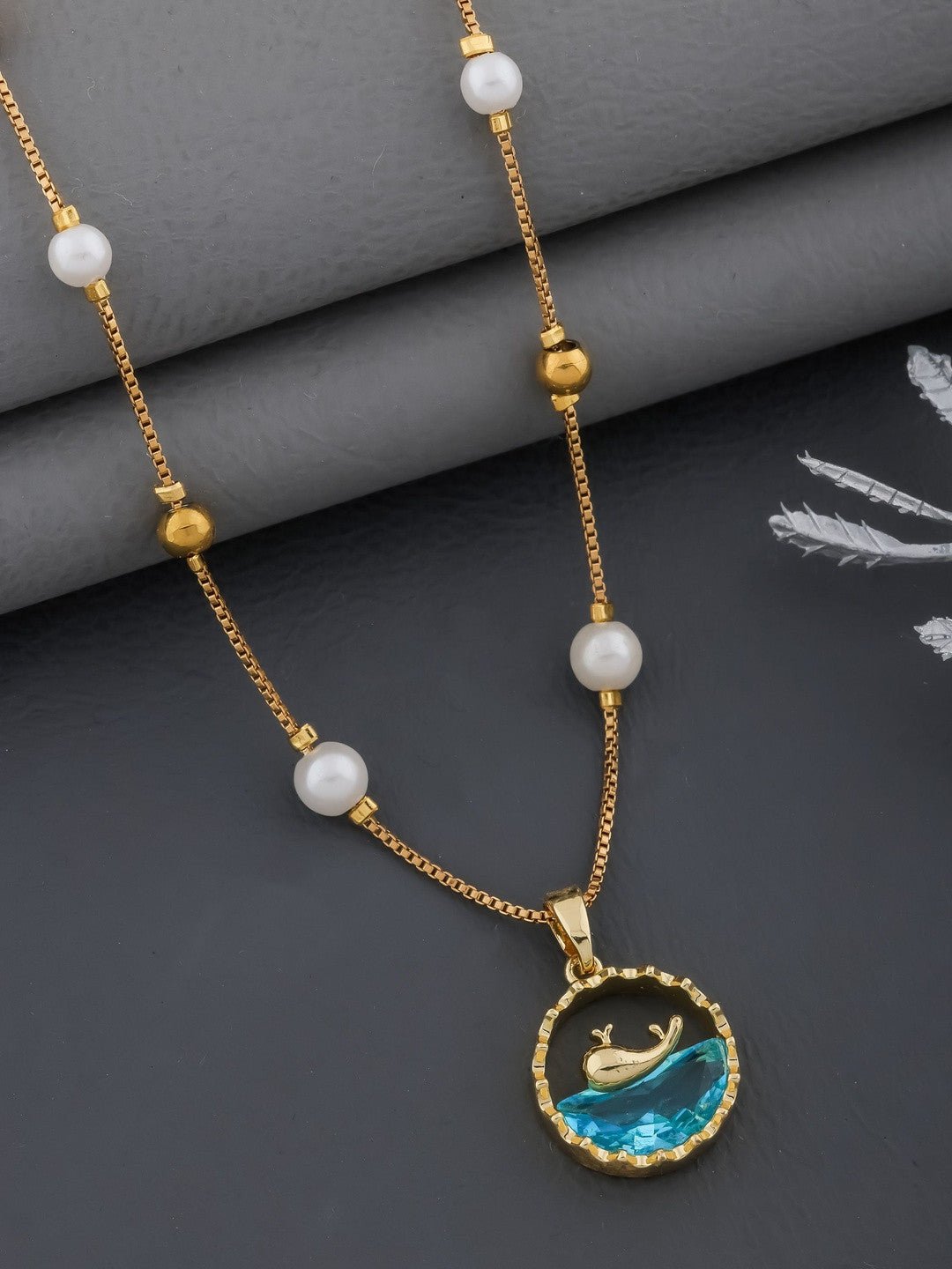 Messing vergulde ketting – Damessieraden – Verguld messing – Kristal verfraaid