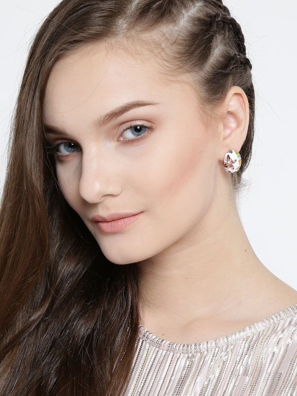 Wit vergulde getextureerde studs – oorknopjes – kunststenen en hendel aan de achterkant – 2 cm
