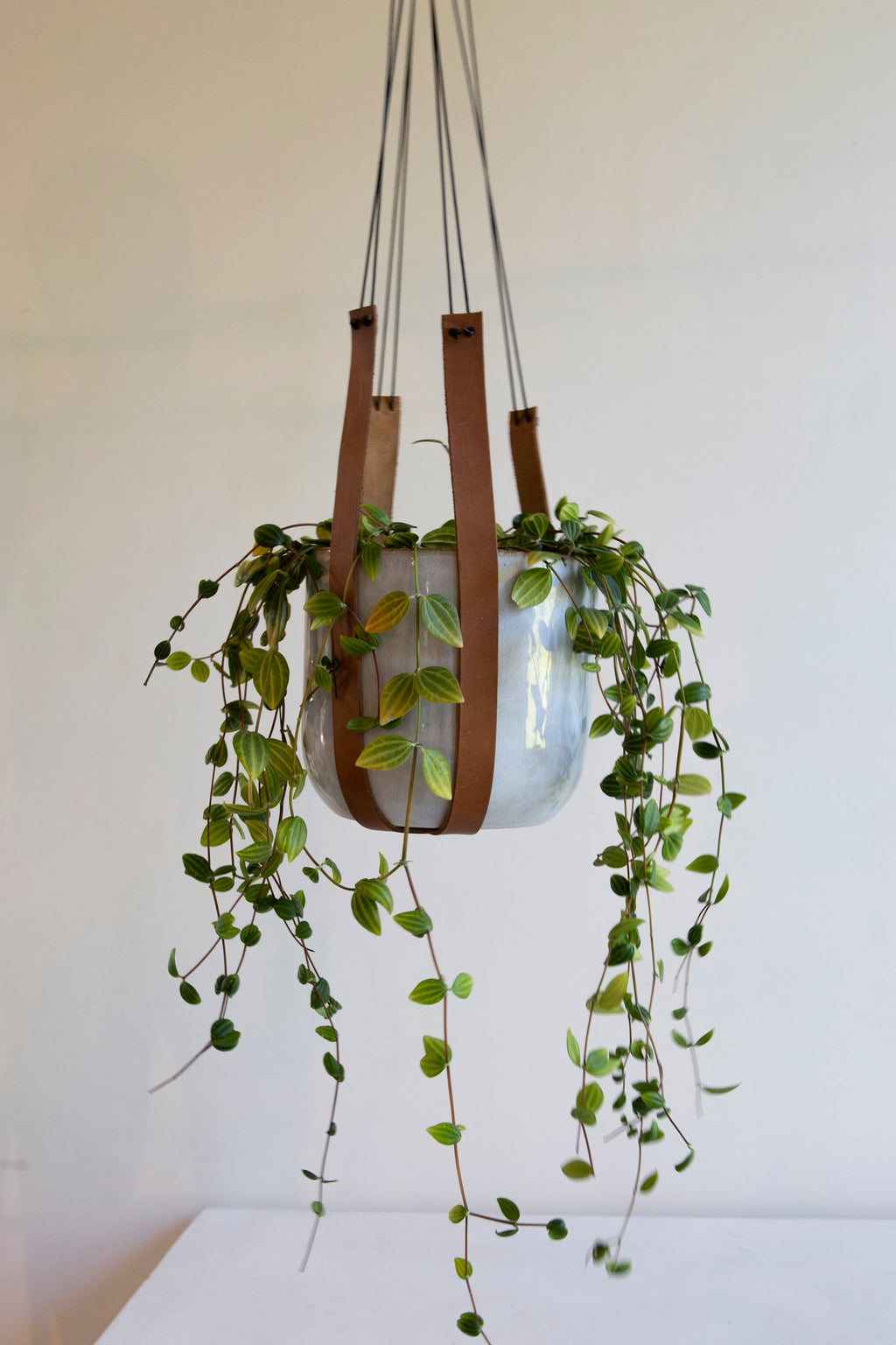 Leren hanger van Pelle