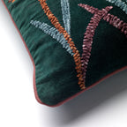 Yvette | Kussen | 45x45 cm bergaanzicht | Groen | Hoii | Met luxe binnenkussen
