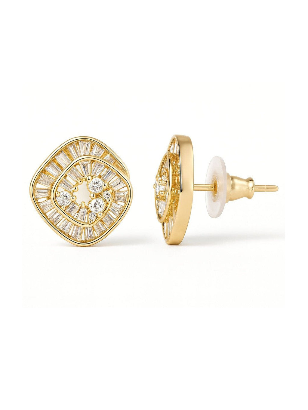 Vergulde vierkante Amerikaanse diamanten studs – modieuze oorbellen – AD verfraaid – 1,9 x 1,8 cm