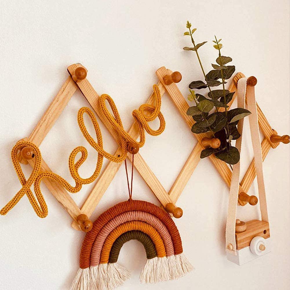 Geweven regenboog wandhanger – handgemaakte textielkunst – 8x8 inch