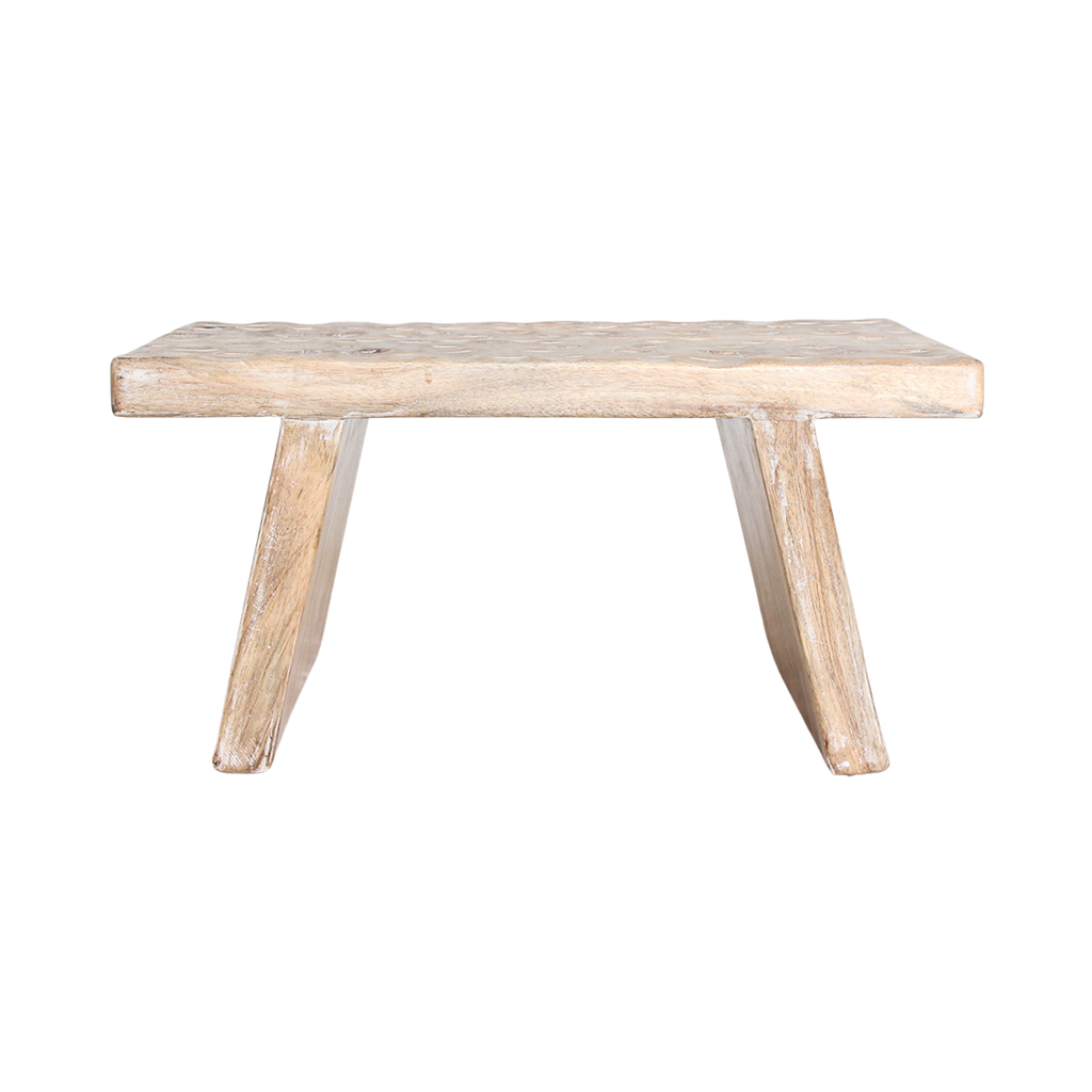 Stool chisseled top natural