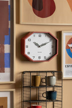 Wandklok moderne fabriek achthoek