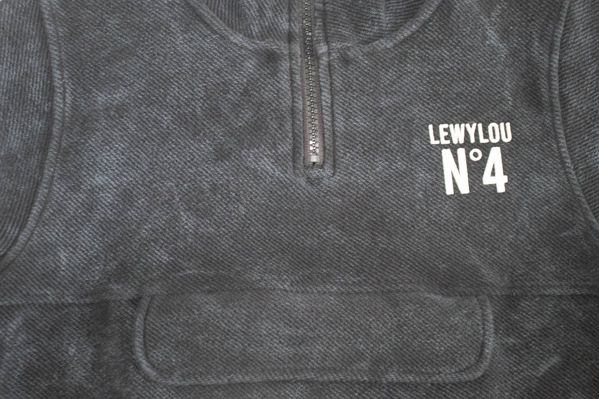 LewyLou NO4 Sweater zwart met logo