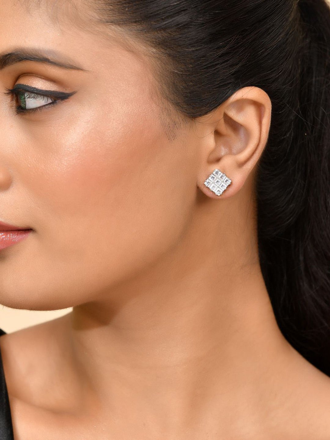 Verzilverde vierkante oorknopjes – mode-sieraden – Amerikaanse diamanten accenten – paar van 1 cm