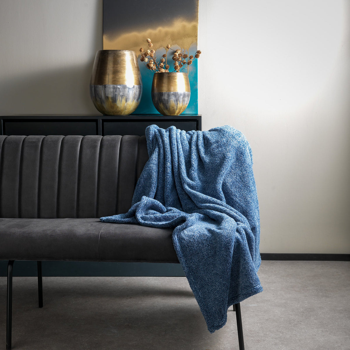 Dutch Decor Oscar - Plaid 140x180 cm - Insignia Blauw - blauw