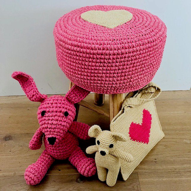 Luna-Leena kruk met hoes hart roze - katoen & hout - hand gehaakt in Nepal