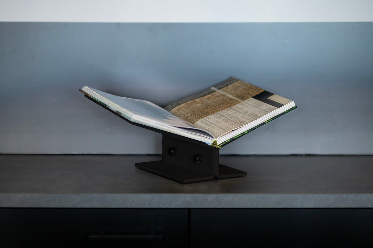 Y-Bookstand - schuin hoog - poedercoat