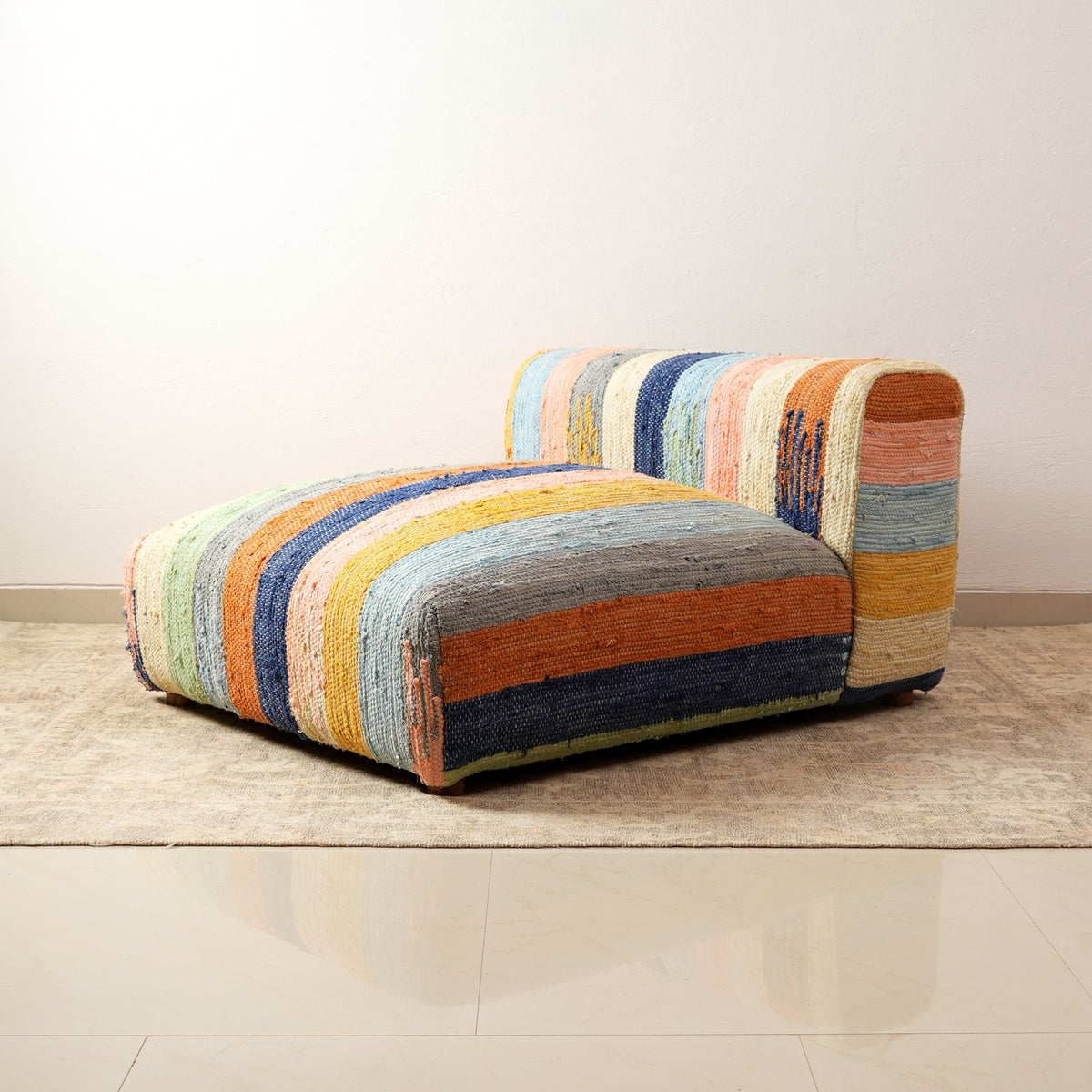 Vloerligbed van gestreept katoen met rugleuning Veelkleurig - 102 cm