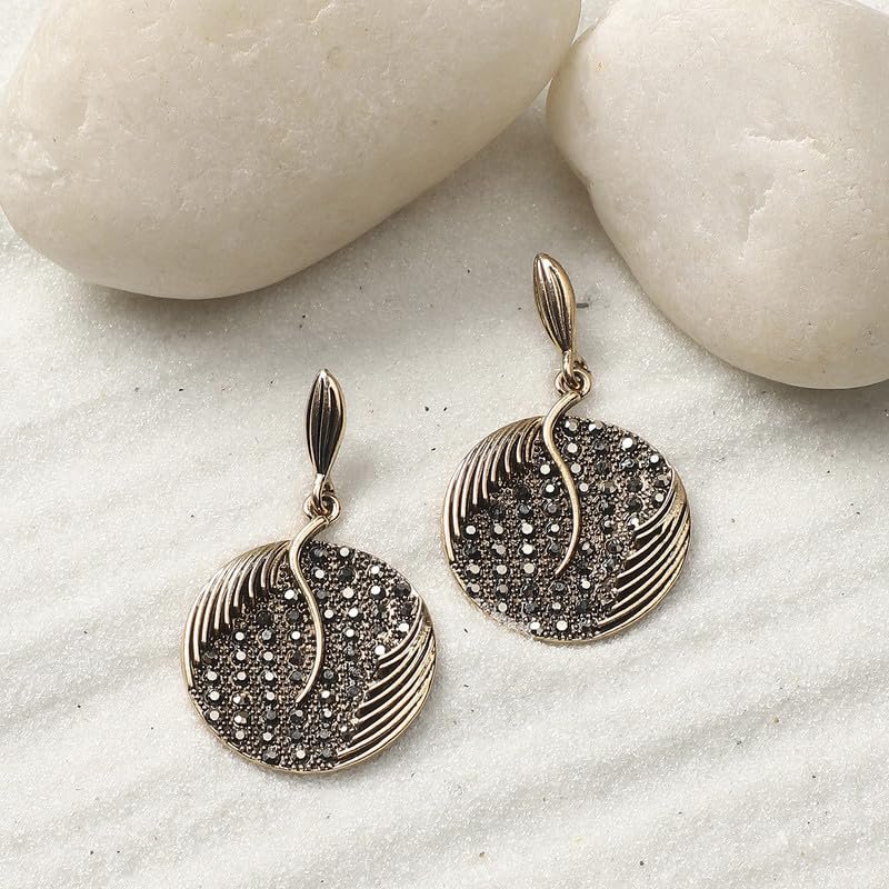 Ronde oorbellen met structuur – mode-sieraden – legering en kunststenen – goudkleurige afwerking
