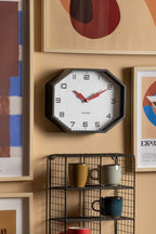 Wandklok moderne fabriek achthoek