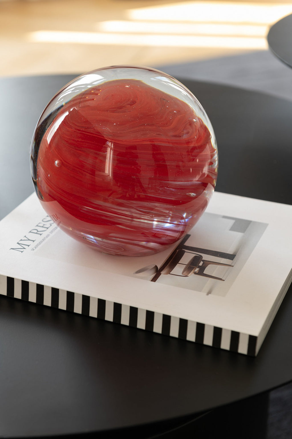 J-Line presse-papier Twister Rond - glas - rood - large