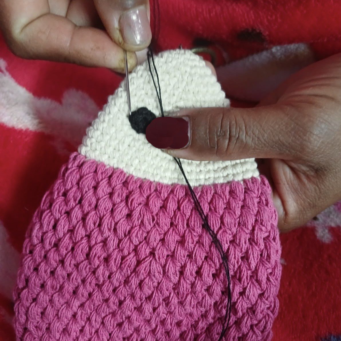 Luna-Leena vis wanddecoratie groot - fuchsia - biologisch katoen - handgehaakt in Nepal