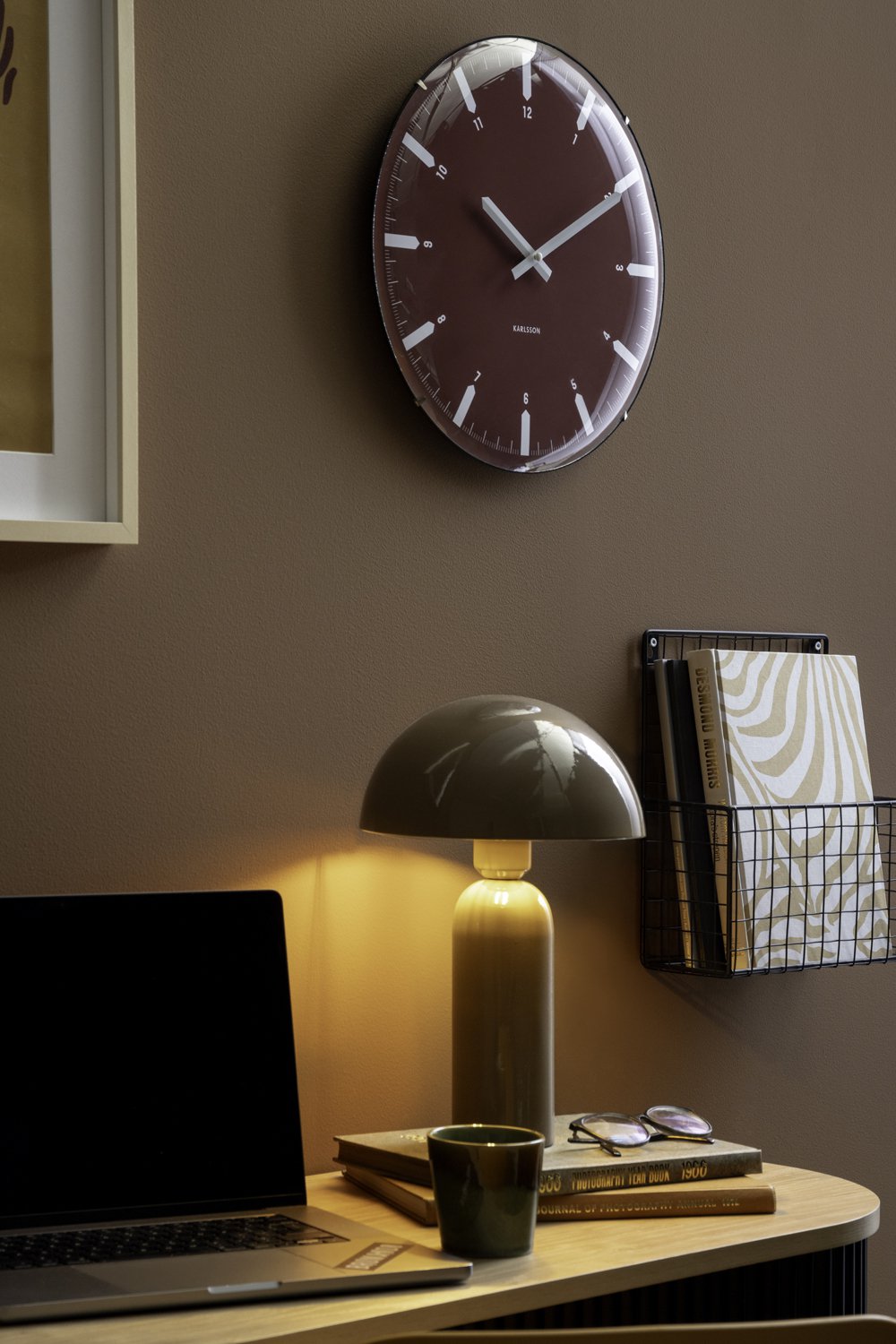 Wandklok Realista Dome