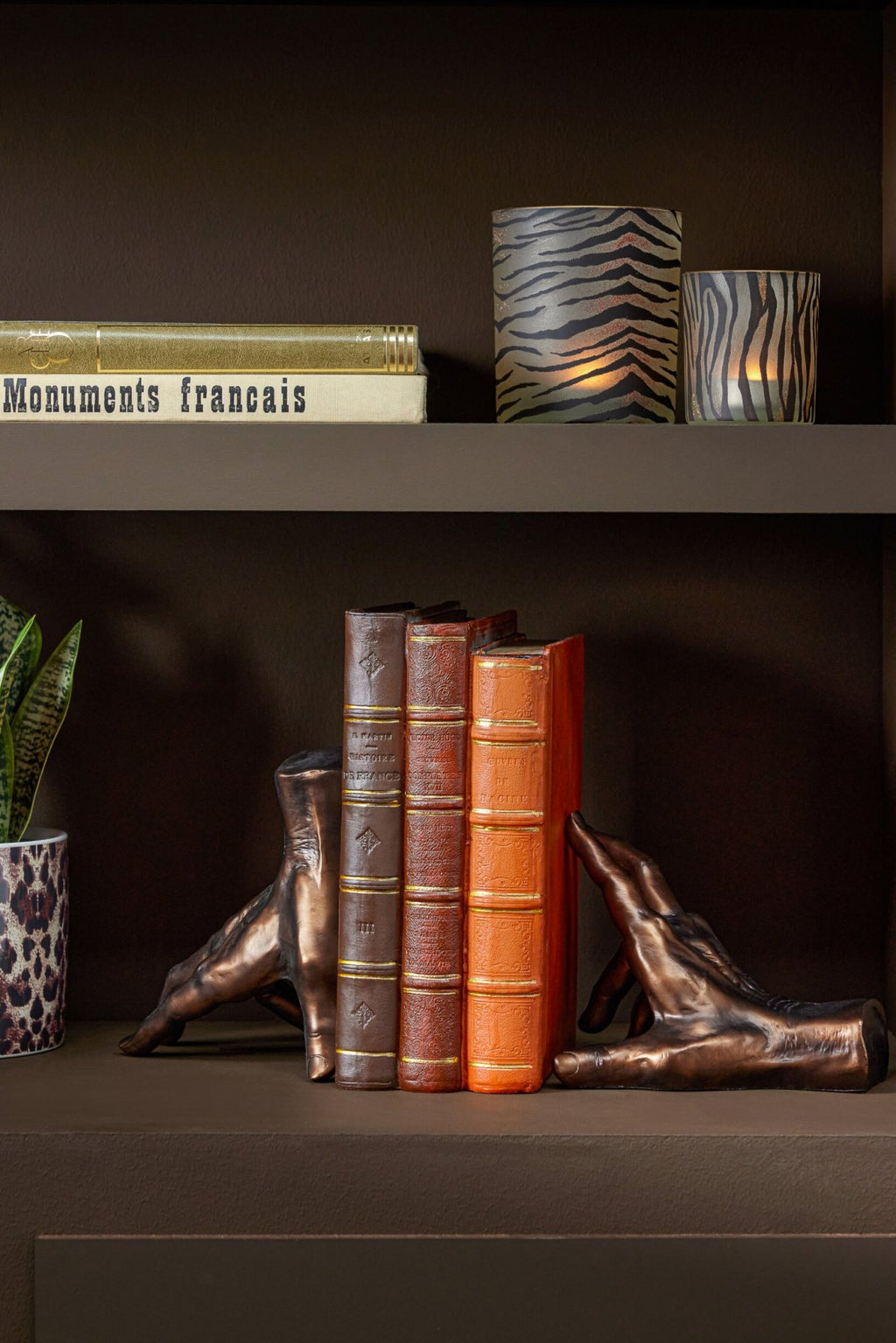 J-Line Boekensteunen handen - polyresin - brons