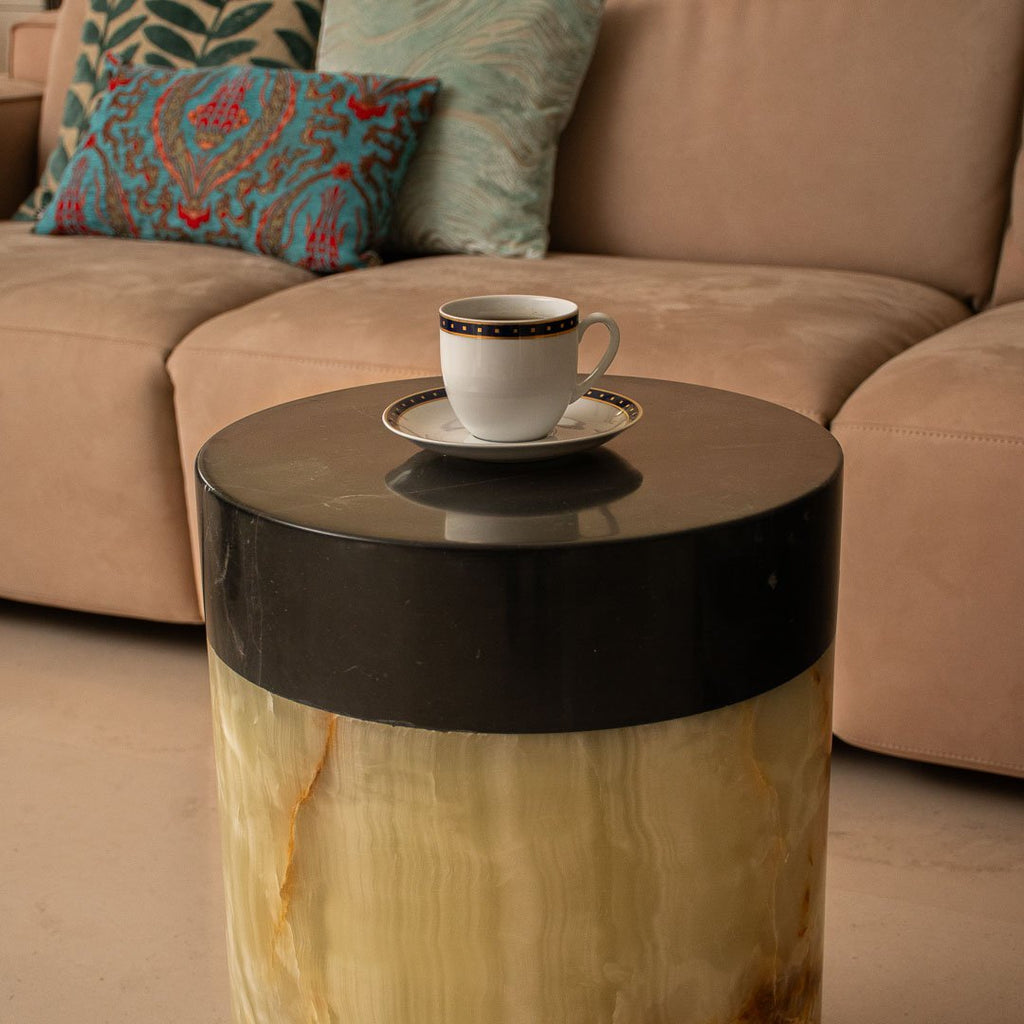 Accenttafel Beige Marmeren blad en lichtgroene onyx