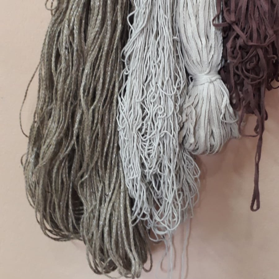 Luna-Leena mand laag met strepen H18cm - jute & gebroken wit katoen - hand gehaakt in Nepal
