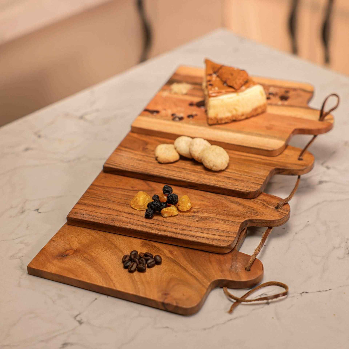 Earthstone serveerplank – acaciahouten serveerplanken – handgemaakt – set van 4