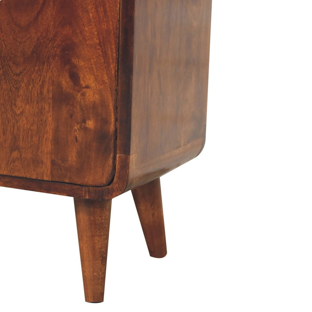 Massief houten kleine klassieke kastanjekast