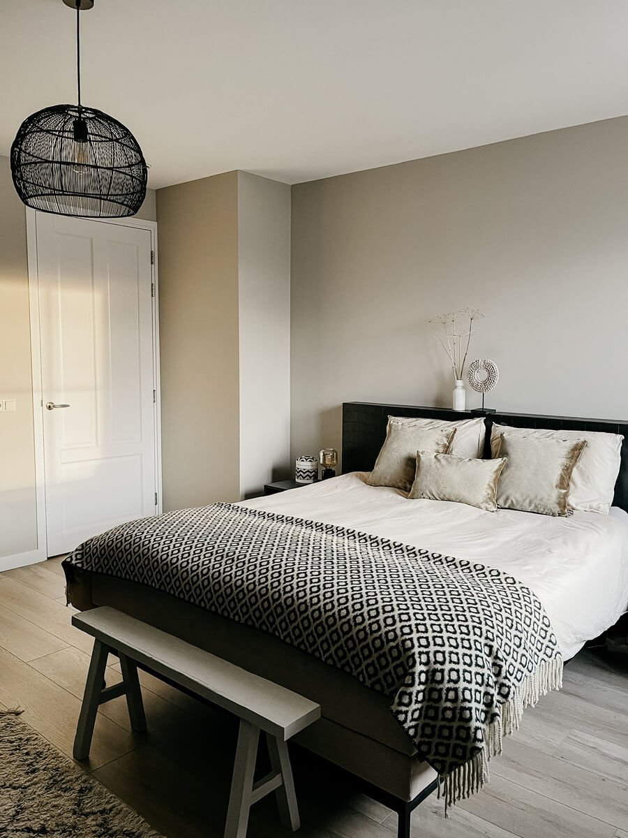 Isabella | Plaid | 150x200 cm Raven | Zwart | Uni | Hoii | 60% katoen 40% acryl