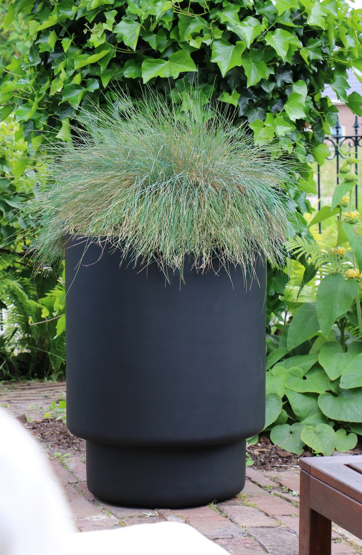 Plantenpot SALE! - Almstok black - korting reeds in de prijs verwerkt. OP=OP